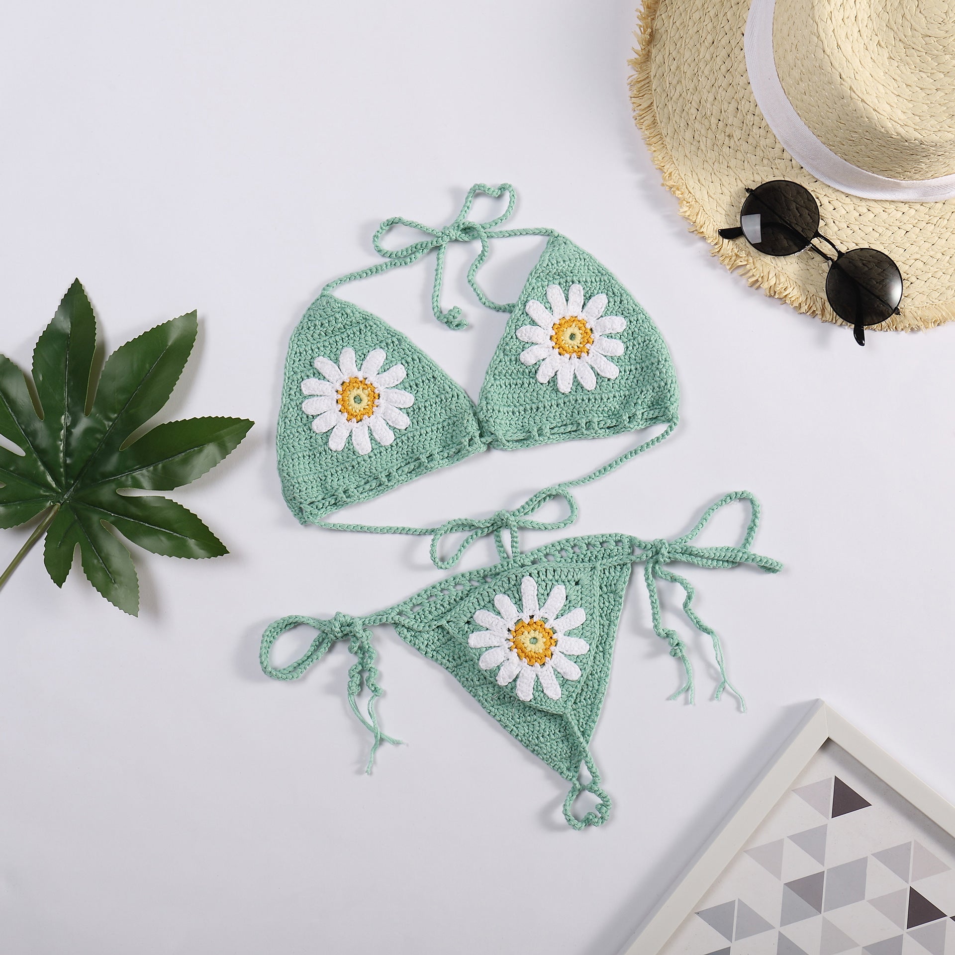 Vacation Hand Crocheting Woven Sexy Split Swimsuit Daisy Beach Bikini Set