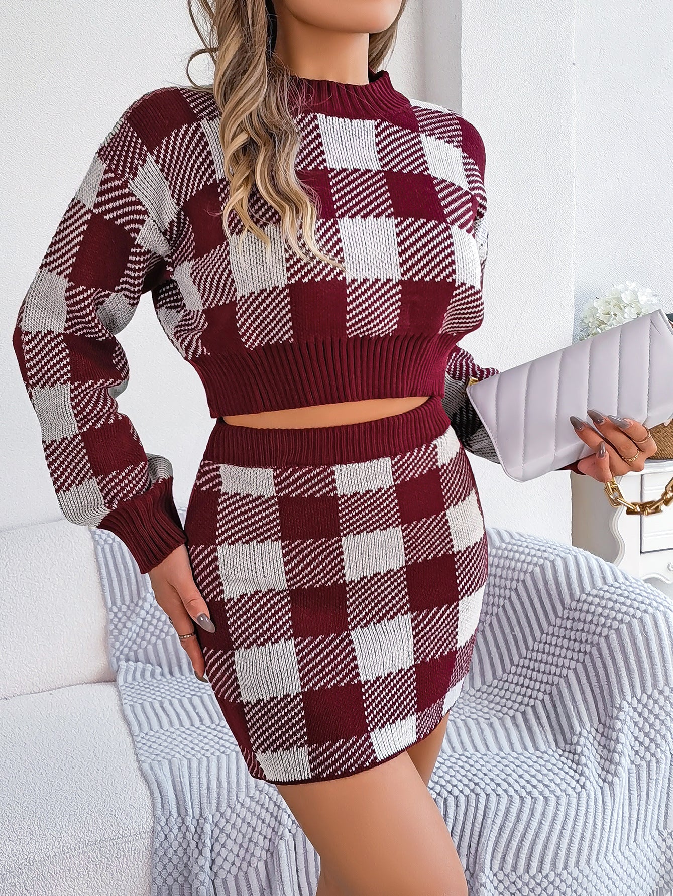 Midriff Baring Sweater Sheath Skirt Suit